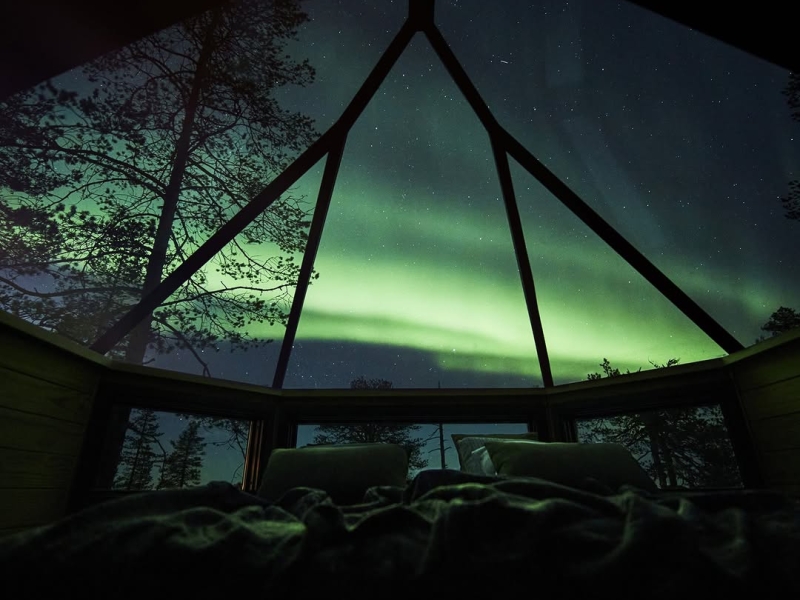 Exclusive Glass Igloo Escape